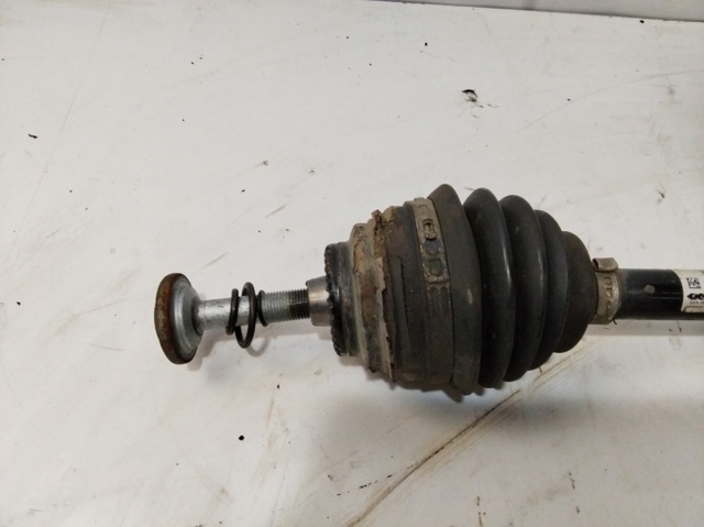 Półoś napędowa przednia prawa 7591682 BMW