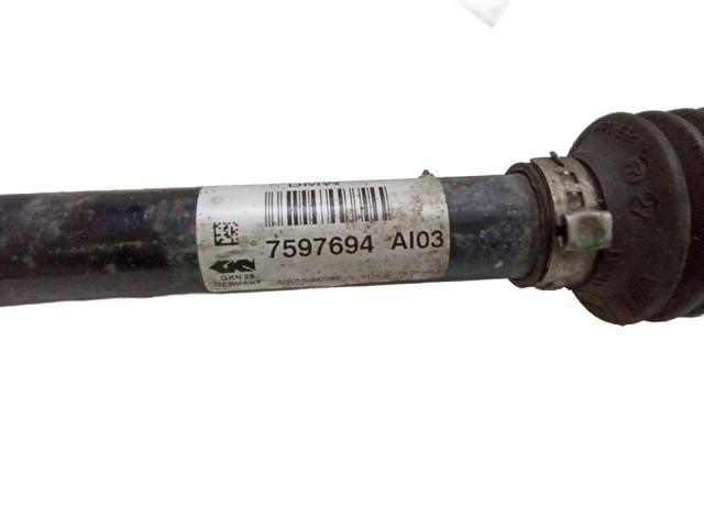 Półoś napędowa przednia prawa 7597694 BMW