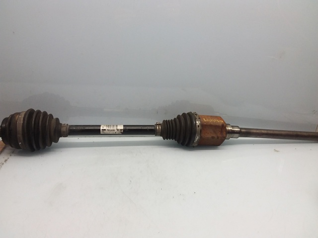7598028 BMW