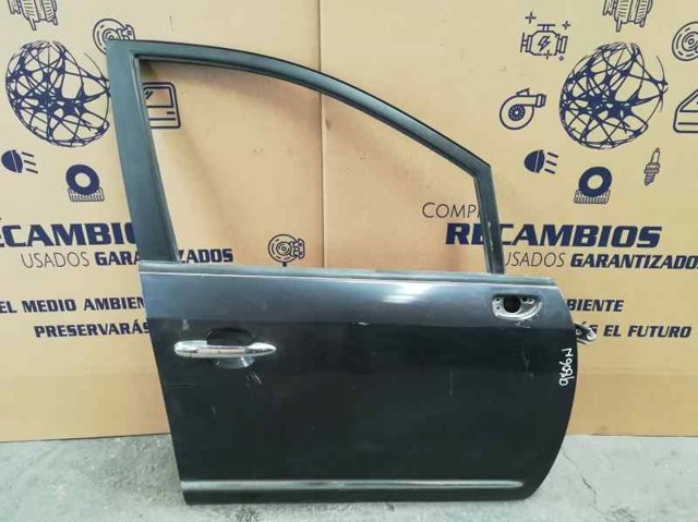 Drzwi przednie prawe 760041D010 HYUNDAI