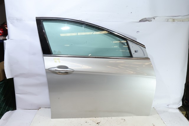 Drzwi przednie prawe 760043Z000 HYUNDAI