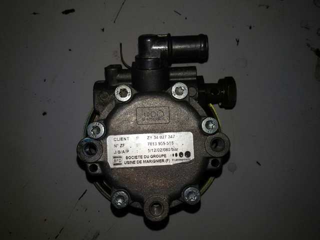 Pompa wspomagania hydraulicznego kierownicy 7613955516 SUZUKI