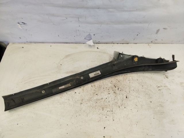 768349558R Renault (RVI)