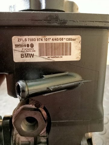 Pompa wspomagania hydraulicznego kierownicy 7693974101 BMW