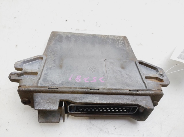 Sterownik silnika 7700104956 RENAULT