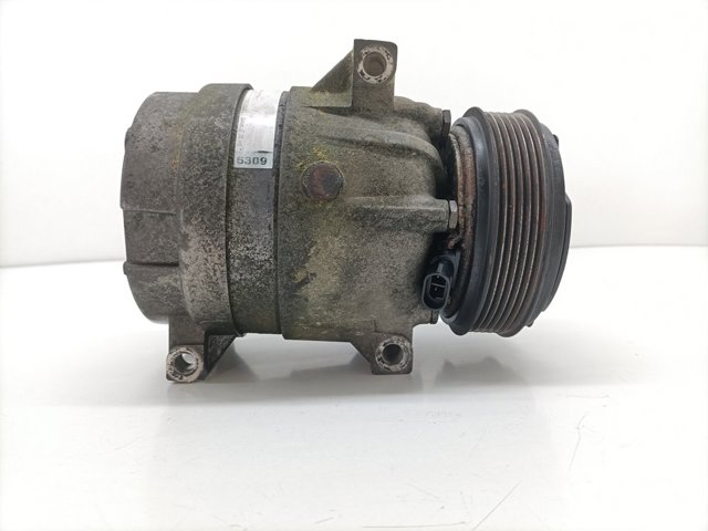 Sprężarka klimatyzacji 7700105765 RENAULT