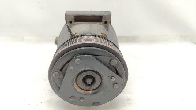 Sprężarka klimatyzacji 7700105765 RENAULT