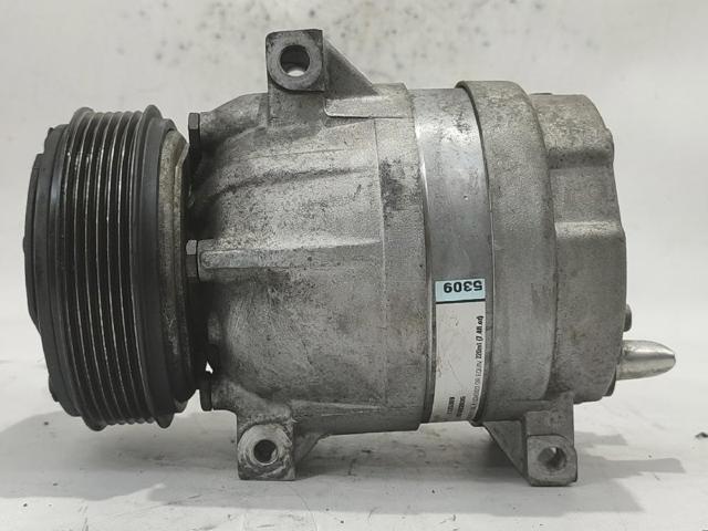 Sprężarka klimatyzacji 7700105765 RENAULT