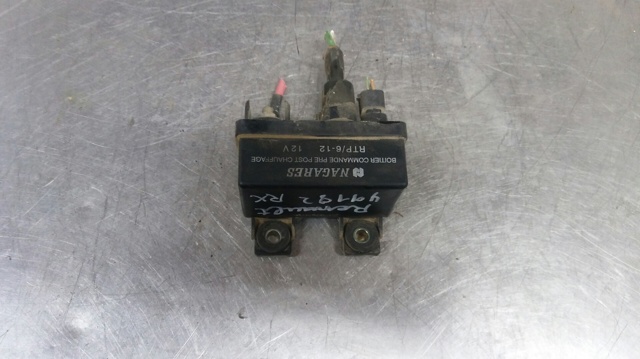 Przekaźnik świec żarowych Volvo V40 VW