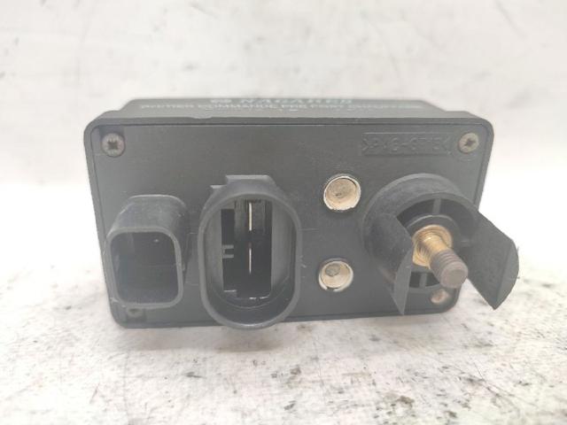 Przekaźnik świec żarowych Volvo V40 VW