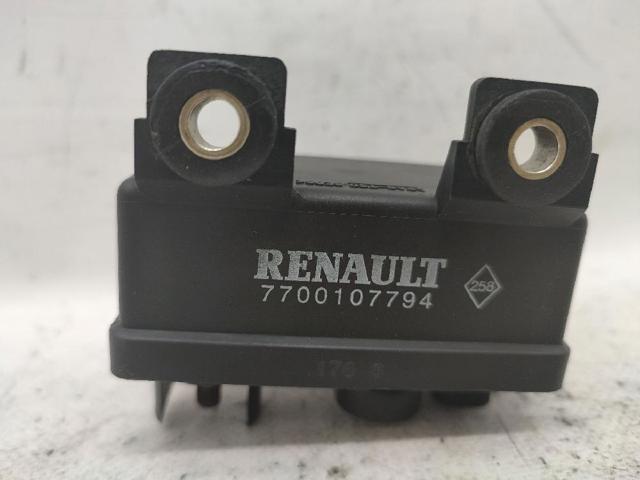 Przekaźnik świec żarowych Volvo V40 VW