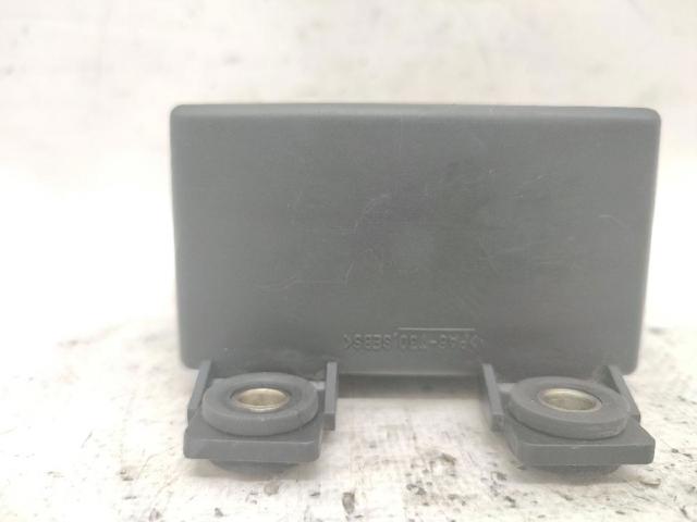 Przekaźnik świec żarowych Volvo V40 VW