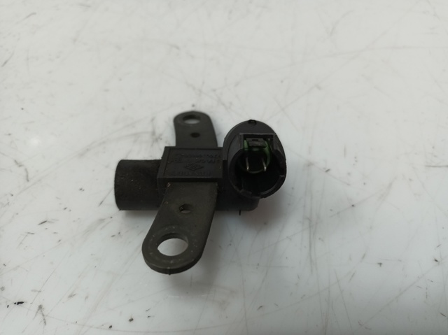 Czujnik położenia wału korbowego 7700109055 RENAULT