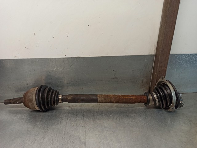 Półoś napędowa przednia lewa 7700110218 RENAULT