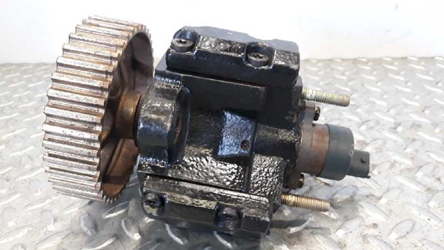 Pompa wtryskowa wysokiego ciśnienia 7700111010 RENAULT