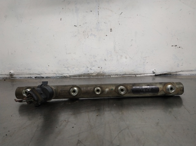 Czujnik ciśnienia paliwa 7700111013 RENAULT