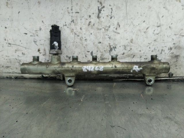 Czujnik ciśnienia paliwa 7700111013 RENAULT