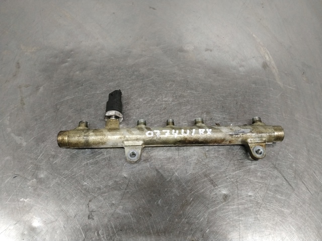 Czujnik ciśnienia paliwa 7700111013 RENAULT