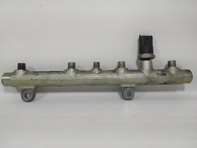 Czujnik ciśnienia paliwa 7700111013 RENAULT