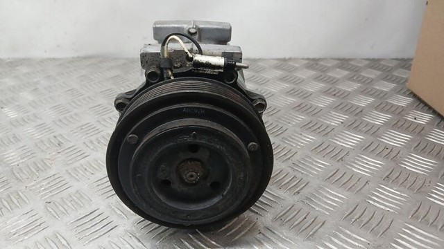 Sprężarka klimatyzacji 7700111289 RENAULT