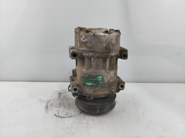 Sprężarka klimatyzacji 7700111289 RENAULT