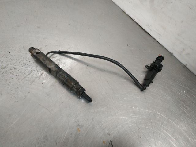 Wtryskiwacz paliwa 7700112880 RENAULT