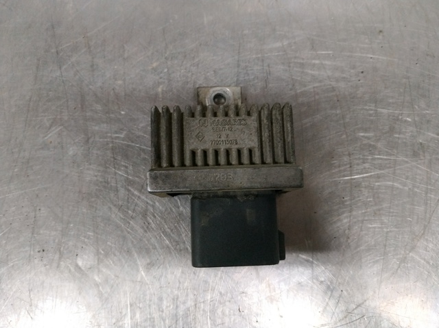 Przekaźnik świec żarowych 7700115078 RENAULT