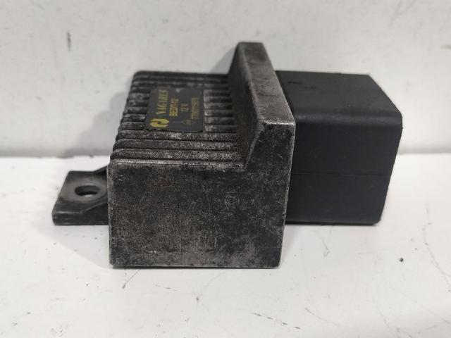 Przekaźnik świec żarowych 7700115078 RENAULT