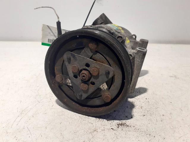 Sprężarka klimatyzacji 7700273801 RENAULT