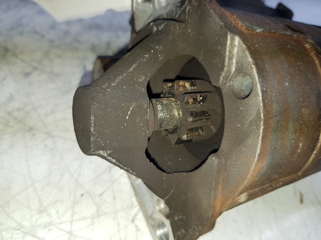 Rozrusznik 7700274351 RENAULT