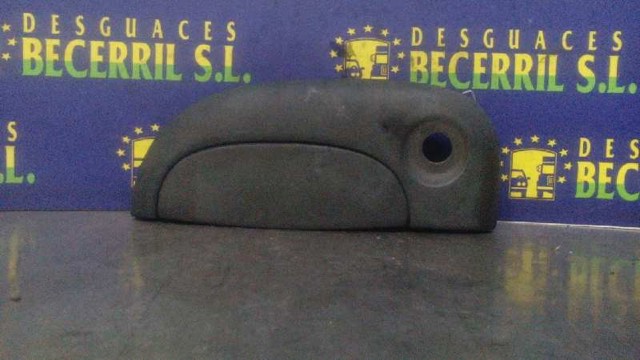 Klamka drzwi przednich zewnętrzna lewa 7700303549 RENAULT