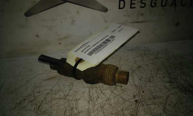 Dysza spryskiwacza szyby przedniej 7700308815 RENAULT