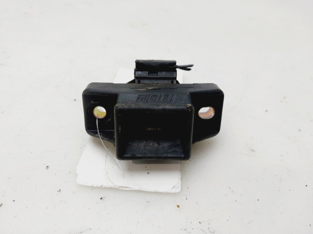 Zamek klapy bagażnika (3/5 drzwi tylnych) 7700308997 RENAULT