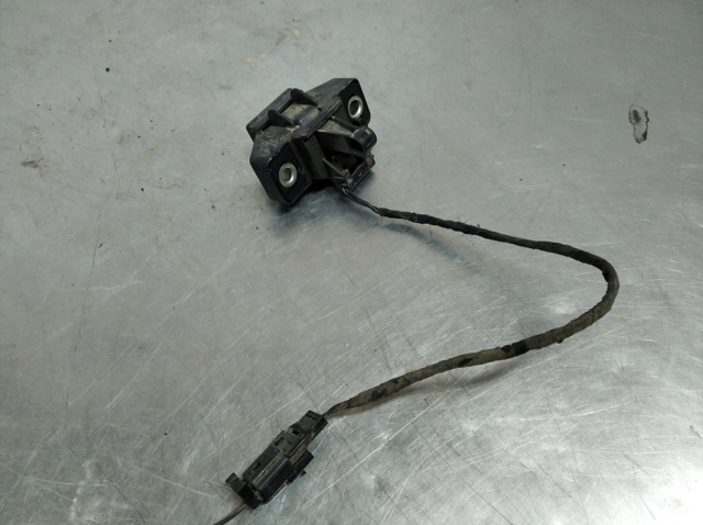Zamek klapy bagażnika (3/5 drzwi tylnych) 7700308997 RENAULT