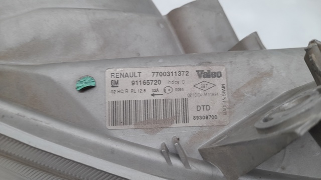 Reflektor prawy 7700311372 OPEL