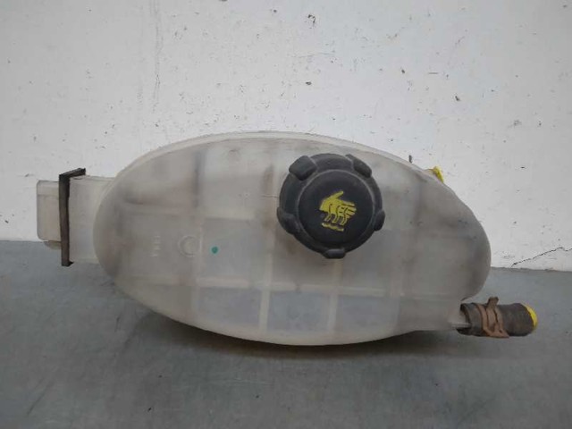 Zbiorniczek wyrównawczy układu chłodzenia 7700312900 OPEL
