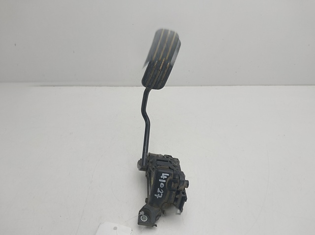 Pedał przyspieszenia (gazu) 7700313060 NISSAN