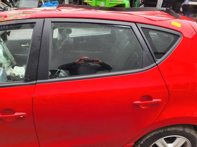 Drzwi tylne lewe 770032L010 HYUNDAI