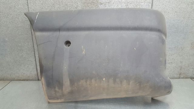 Zderzak tylny, lewa część 7700352123 NISSAN