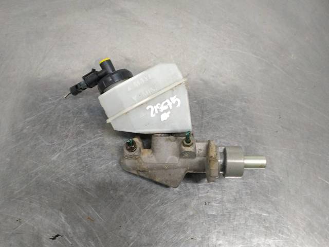 Zbiorniczek głównego cylindra hamulcowego (płynu hamulcowego) 7700417649 RENAULT