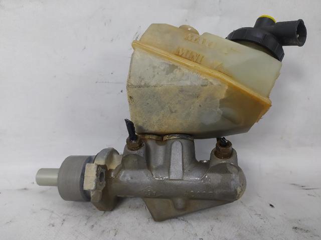 Zbiorniczek głównego cylindra hamulcowego (płynu hamulcowego) 7700417649 RENAULT