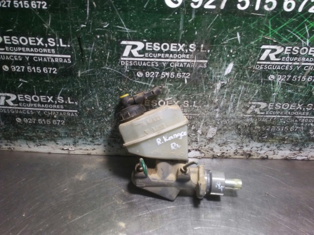 Zbiorniczek głównego cylindra hamulcowego (płynu hamulcowego) 7700417649 RENAULT