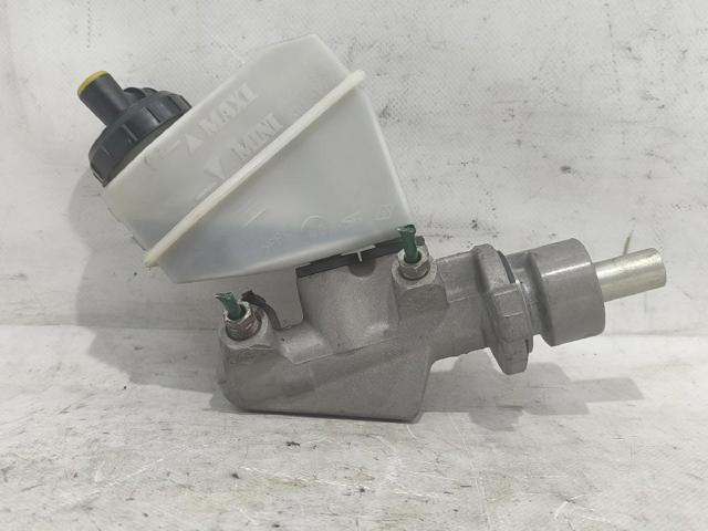 Zbiorniczek głównego cylindra hamulcowego (płynu hamulcowego) 7700417649 RENAULT