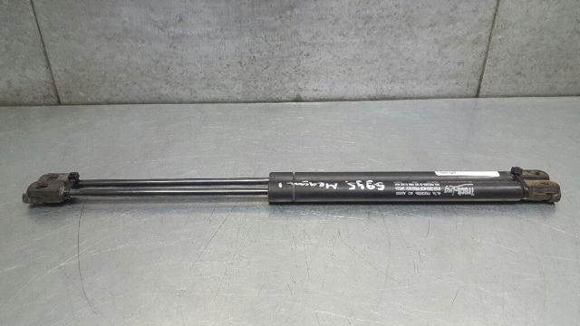 Amortyzator klapy bagażnika (3/5 drzwi-tylnych) 7700418621 RENAULT