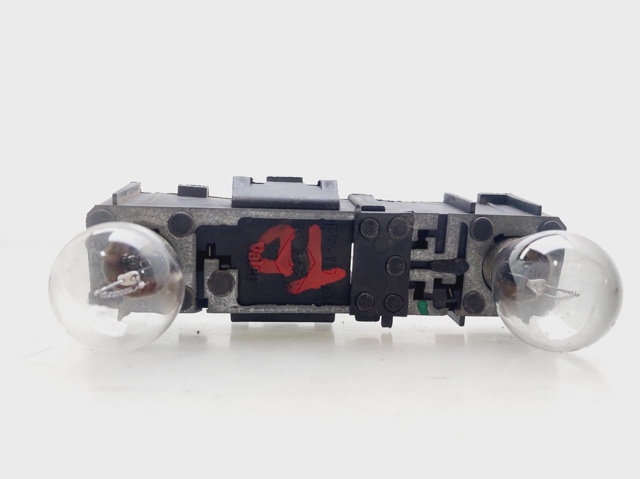 Lampa zespolona tylna lewa 7700420122 RENAULT