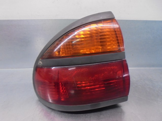 Lampa zespolona tylna lewa 7700420122 RENAULT