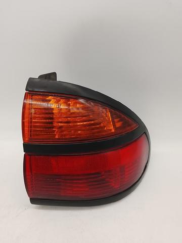 Lampa zespolona tylna prawa 7700420123 RENAULT