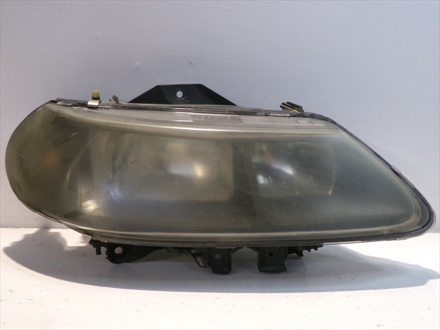 Reflektor prawy 7700420129 RENAULT