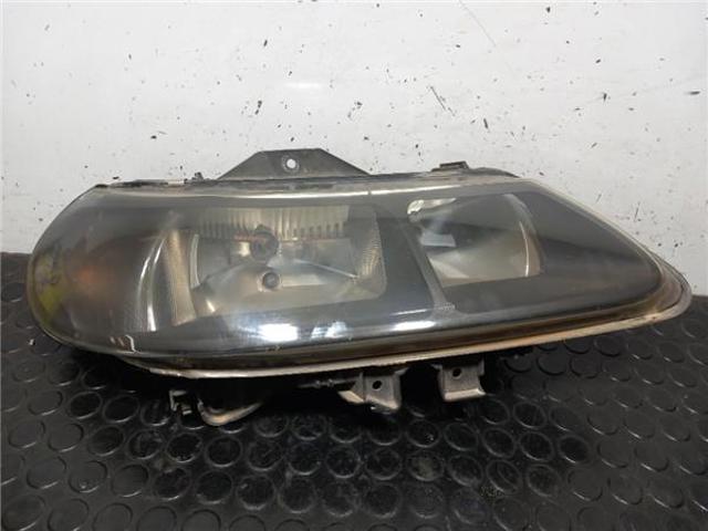 Reflektor prawy 7700420129 RENAULT