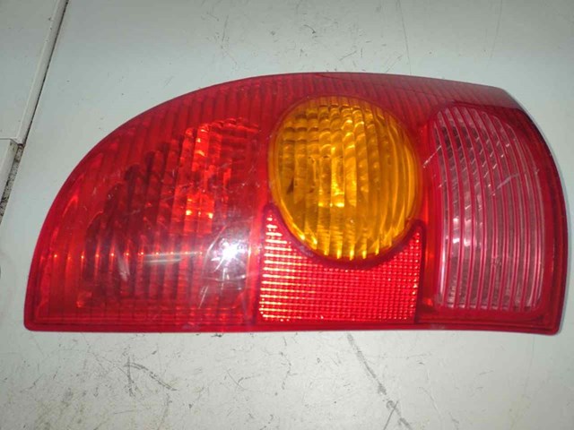Lampa zespolona tylna prawa 7700423082 RENAULT